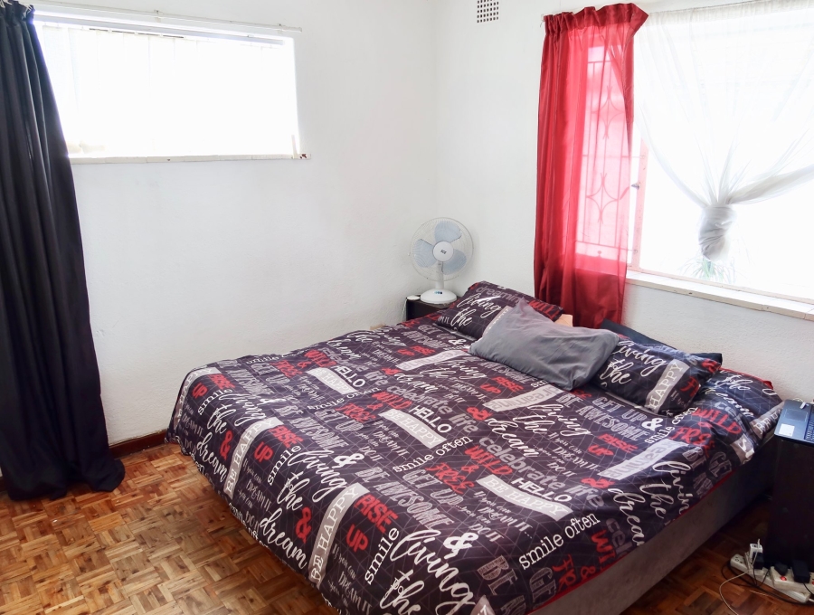 3 Bedroom Property for Sale in Bothasig Western Cape